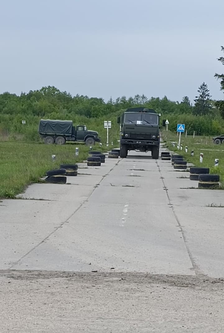 Практичні заняття з водіння вантажних автомобілів
