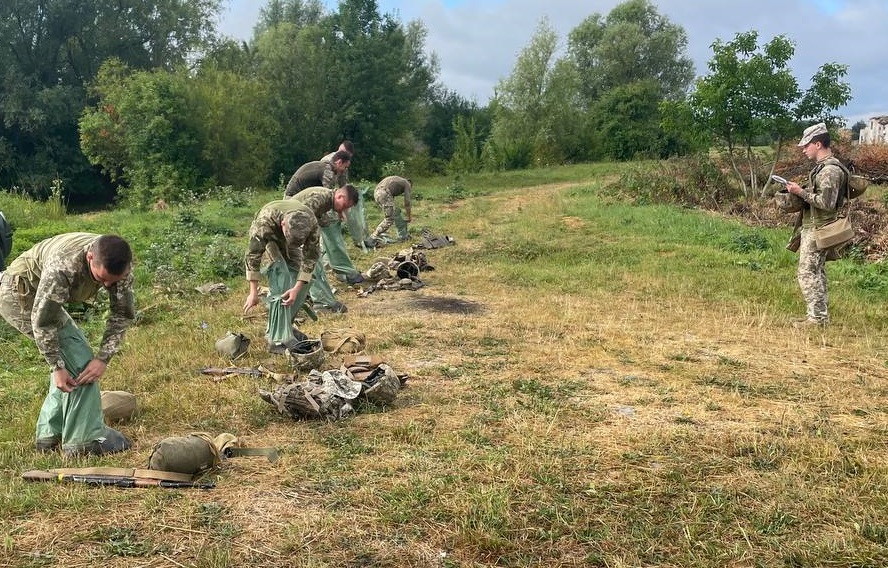 Практичні заняття щодо тактики військ РХБ захисту