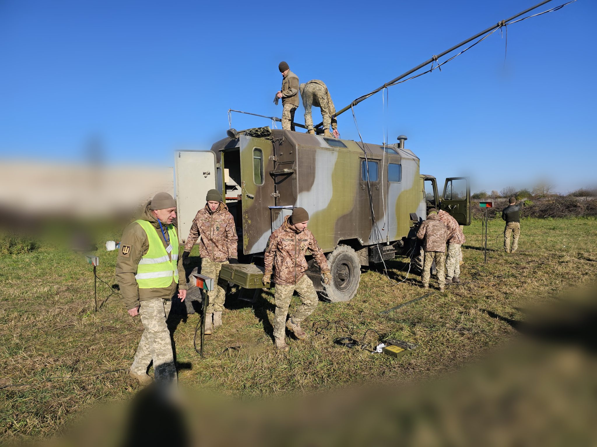 Практичні заняття щодо підготовки контрольно-розподільчого пересувного пункту до роботи